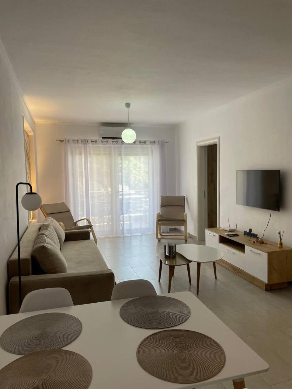 Sunlit 594 Apartment Durres Exterior photo